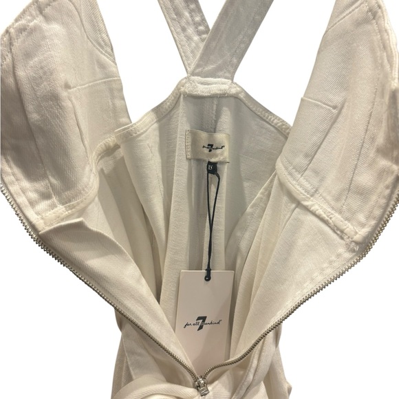 7 For All Mankind NWT Women’s White Denim Zip Front Flare Jumpsuit Size XS - Picture 7 of 10
